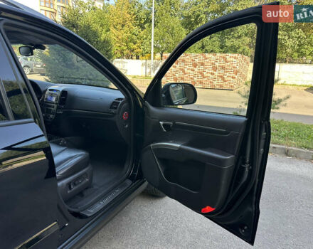 Чорний Хендай Санта Фе, об'ємом двигуна 2.2 л та пробігом 239 тис. км за 13699 $, фото 28 на Automoto.ua