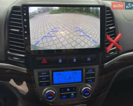 Чорний Хендай Санта Фе, об'ємом двигуна 2.2 л та пробігом 208 тис. км за 11950 $, фото 13 на Automoto.ua