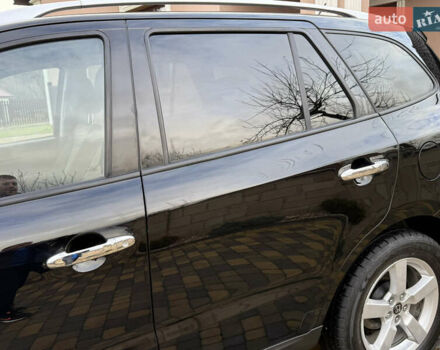 Черный Хендай Санта Фе, объемом двигателя 2.2 л и пробегом 209 тыс. км за 11250 $, фото 49 на Automoto.ua