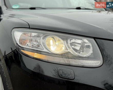 Черный Хендай Санта Фе, объемом двигателя 2.2 л и пробегом 219 тыс. км за 13950 $, фото 28 на Automoto.ua