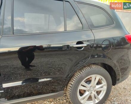 Черный Хендай Санта Фе, объемом двигателя 2.2 л и пробегом 249 тыс. км за 13650 $, фото 40 на Automoto.ua