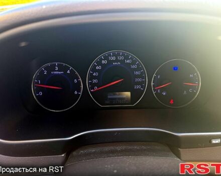 Чорний Хендай Санта Фе, об'ємом двигуна 2.2 л та пробігом 217 тис. км за 12400 $, фото 10 на Automoto.ua