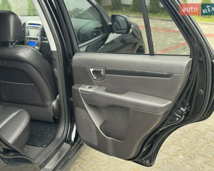 Черный Хендай Санта Фе, объемом двигателя 2.2 л и пробегом 219 тыс. км за 13950 $, фото 32 на Automoto.ua