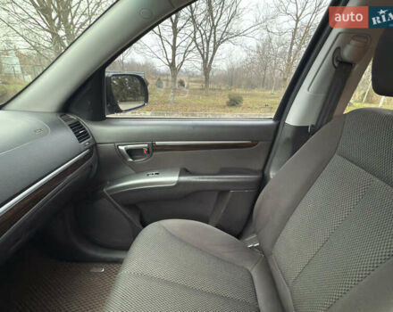 Чорний Хендай Санта Фе, об'ємом двигуна 2.2 л та пробігом 208 тис. км за 11950 $, фото 8 на Automoto.ua