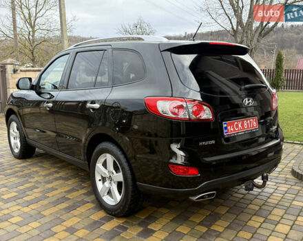 Черный Хендай Санта Фе, объемом двигателя 2.2 л и пробегом 209 тыс. км за 11250 $, фото 6 на Automoto.ua