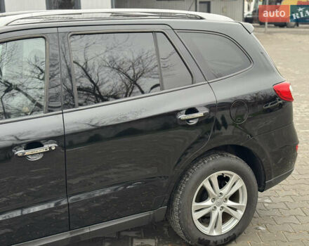 Черный Хендай Санта Фе, объемом двигателя 2.2 л и пробегом 219 тыс. км за 13950 $, фото 21 на Automoto.ua