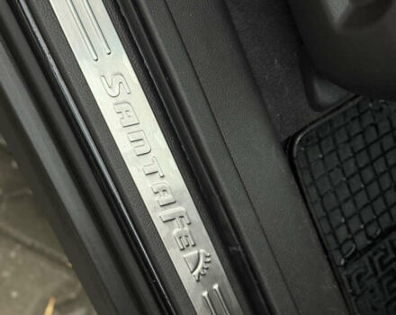 Черный Хендай Санта Фе, объемом двигателя 2.2 л и пробегом 218 тыс. км за 13900 $, фото 55 на Automoto.ua