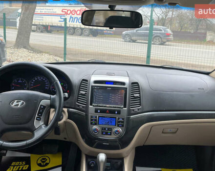 Черный Хендай Санта Фе, объемом двигателя 2.2 л и пробегом 242 тыс. км за 12900 $, фото 11 на Automoto.ua