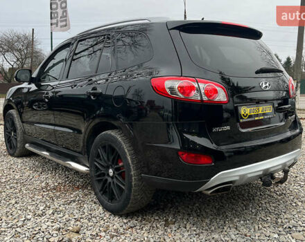 Черный Хендай Санта Фе, объемом двигателя 2.2 л и пробегом 242 тыс. км за 12900 $, фото 5 на Automoto.ua