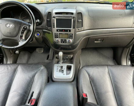 Хендай Санта Фе 2011 в Староконстантинов на Automoto.ua Черный Хендай Санта Фе, объемом двигателя 2.2 л и пробегом 240 тыс. км за 13200 $, фото 25 на Automoto.ua