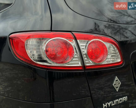 Черный Хендай Санта Фе, объемом двигателя 2.2 л и пробегом 218 тыс. км за 13900 $, фото 25 на Automoto.ua