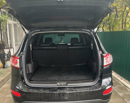 Черный Хендай Санта Фе, объемом двигателя 2.2 л и пробегом 226 тыс. км за 13600 $, фото 11 на Automoto.ua