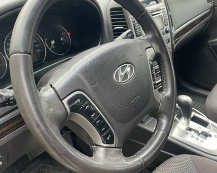 Чорний Хендай Санта Фе, об'ємом двигуна 2.2 л та пробігом 167 тис. км за 12200 $, фото 7 на Automoto.ua