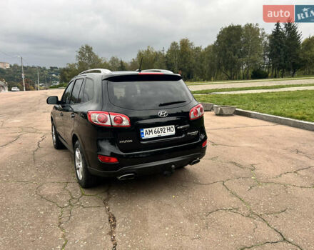 Хендай Санта Фе 2011 в Житомире на Automoto.ua Черный Хендай Санта Фе, объемом двигателя 2.2 л и пробегом 237 тыс. км за 13500 $, фото 4 на Automoto.ua