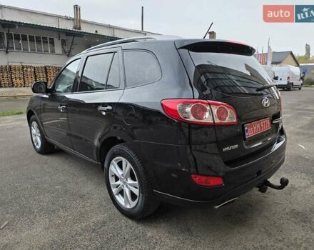 Черный Хендай Санта Фе, объемом двигателя 2.2 л и пробегом 232 тыс. км за 15099 $, фото 12 на Automoto.ua