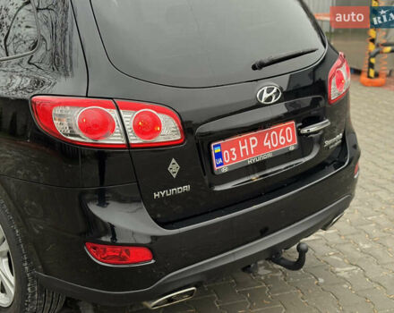 Черный Хендай Санта Фе, объемом двигателя 2.2 л и пробегом 219 тыс. км за 13950 $, фото 13 на Automoto.ua