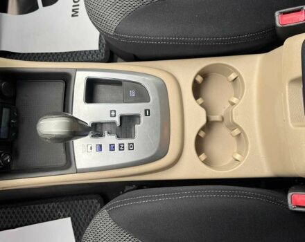 Черный Хендай Санта Фе, объемом двигателя 2.2 л и пробегом 242 тыс. км за 12900 $, фото 15 на Automoto.ua