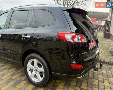Черный Хендай Санта Фе, объемом двигателя 2.2 л и пробегом 209 тыс. км за 11250 $, фото 39 на Automoto.ua