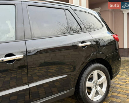 Черный Хендай Санта Фе, объемом двигателя 2.2 л и пробегом 209 тыс. км за 11250 $, фото 5 на Automoto.ua