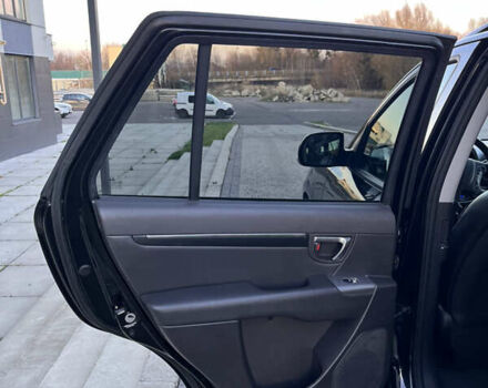 Черный Хендай Санта Фе, объемом двигателя 2.2 л и пробегом 163 тыс. км за 15800 $, фото 27 на Automoto.ua