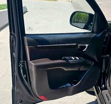 Хендай Санта Фе 2012 в Одессе на Automoto.ua Черный Хендай Санта Фе, объемом двигателя 2.2 л и пробегом 177 тыс. км за 13999 $, фото 13 на Automoto.ua