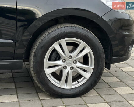 Черный Хендай Санта Фе, объемом двигателя 2.2 л и пробегом 220 тыс. км за 12000 $, фото 18 на Automoto.ua