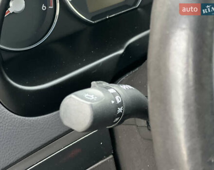 Черный Хендай Санта Фе, объемом двигателя 2.2 л и пробегом 220 тыс. км за 12000 $, фото 42 на Automoto.ua