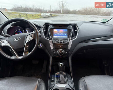 Черный Хендай Санта Фе, объемом двигателя 2.2 л и пробегом 152 тыс. км за 16500 $, фото 15 на Automoto.ua