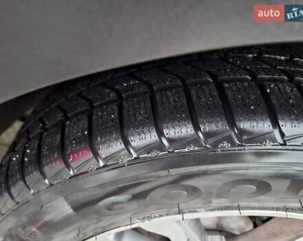 Черный Хендай Санта Фе, объемом двигателя 2.2 л и пробегом 204 тыс. км за 16600 $, фото 15 на Automoto.ua