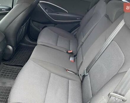 Черный Хендай Санта Фе, объемом двигателя 2.2 л и пробегом 109 тыс. км за 18500 $, фото 11 на Automoto.ua