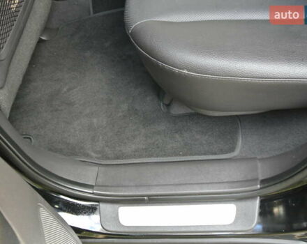 Хендай Санта Фе 2012 в Черновцах на Automoto.ua Черный Хендай Санта Фе, объемом двигателя 2.2 л и пробегом 193 тыс. км за 14900 $, фото 13 на Automoto.ua