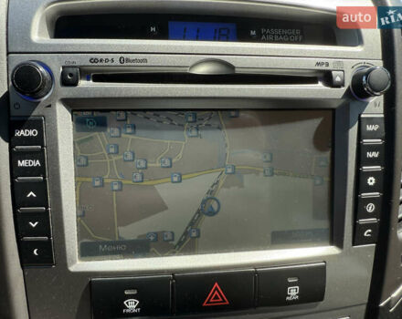 Хендай Санта Фе 2012 в Киеве на Automoto.ua Черный Хендай Санта Фе, объемом двигателя 2.2 л и пробегом 195 тыс. км за 14800 $, фото 30 на Automoto.ua