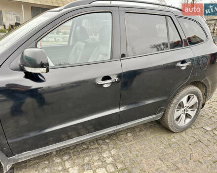 Черный Хендай Санта Фе, объемом двигателя 2.2 л и пробегом 310 тыс. км за 12900 $, фото 13 на Automoto.ua