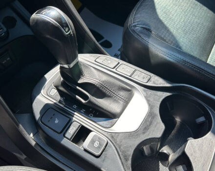 Черный Хендай Санта Фе, объемом двигателя 2.2 л и пробегом 158 тыс. км за 17300 $, фото 10 на Automoto.ua