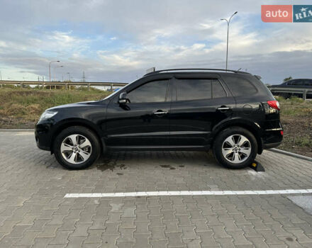 Черный Хендай Санта Фе, объемом двигателя 2.2 л и пробегом 320 тыс. км за 14500 $, фото 4 на Automoto.ua