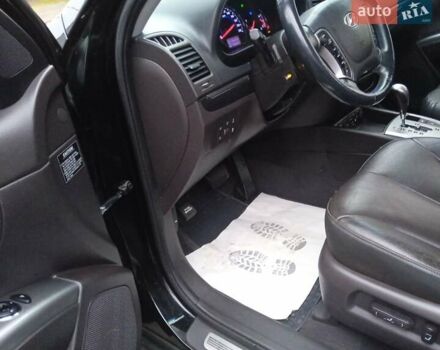 Чорний Хендай Санта Фе, об'ємом двигуна 2.2 л та пробігом 190 тис. км за 14950 $, фото 10 на Automoto.ua