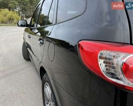 Хендай Санта Фе 2012 в Радивилове на Automoto.ua Черный Хендай Санта Фе, объемом двигателя 2.2 л и пробегом 189 тыс. км за 15200 $, фото 46 на Automoto.ua