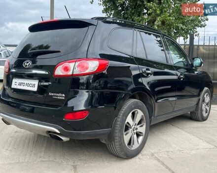 Черный Хендай Санта Фе, объемом двигателя 2.2 л и пробегом 260 тыс. км за 13190 $, фото 6 на Automoto.ua