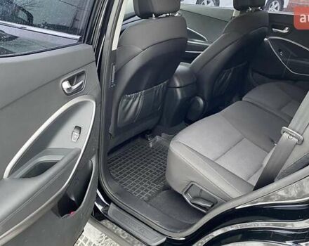 Черный Хендай Санта Фе, объемом двигателя 2.2 л и пробегом 109 тыс. км за 18500 $, фото 10 на Automoto.ua