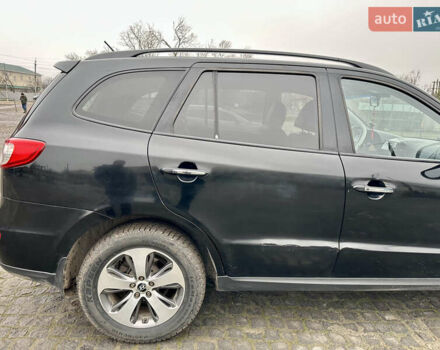 Черный Хендай Санта Фе, объемом двигателя 2.2 л и пробегом 310 тыс. км за 12900 $, фото 9 на Automoto.ua