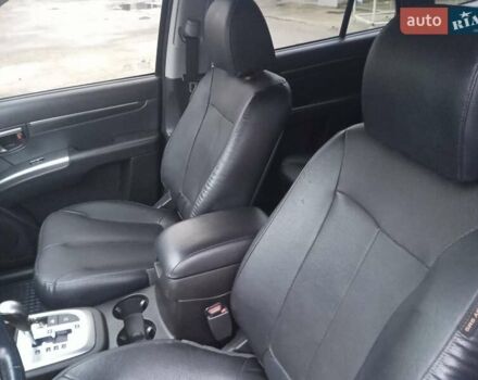 Чорний Хендай Санта Фе, об'ємом двигуна 2.2 л та пробігом 190 тис. км за 14950 $, фото 26 на Automoto.ua