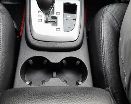 Хендай Санта Фе 2012 в Киеве на Automoto.ua Черный Хендай Санта Фе, объемом двигателя 2.2 л и пробегом 140 тыс. км за 13200 $, фото 50 на Automoto.ua