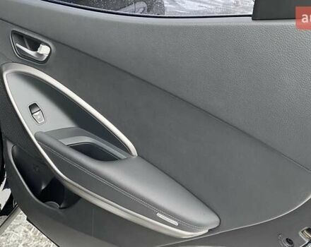 Черный Хендай Санта Фе, объемом двигателя 2.2 л и пробегом 109 тыс. км за 18500 $, фото 14 на Automoto.ua