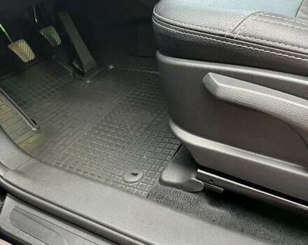 Черный Хендай Санта Фе, объемом двигателя 2.36 л и пробегом 166 тыс. км за 15000 $, фото 17 на Automoto.ua