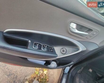 Черный Хендай Санта Фе, объемом двигателя 2.36 л и пробегом 170 тыс. км за 14200 $, фото 3 на Automoto.ua