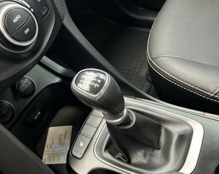 Черный Хендай Санта Фе, объемом двигателя 2.36 л и пробегом 166 тыс. км за 15000 $, фото 21 на Automoto.ua