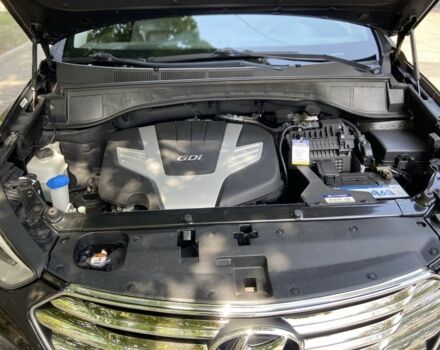 Черный Хендай Санта Фе, объемом двигателя 3.3 л и пробегом 240 тыс. км за 12800 $, фото 15 на Automoto.ua