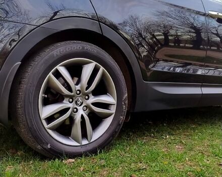 Хендай Санта Фе 2013 в Кривом Роге на Automoto.ua Черный Хендай Санта Фе, объемом двигателя 2 л и пробегом 141 тыс. км за 13100 $, фото 2 на Automoto.ua