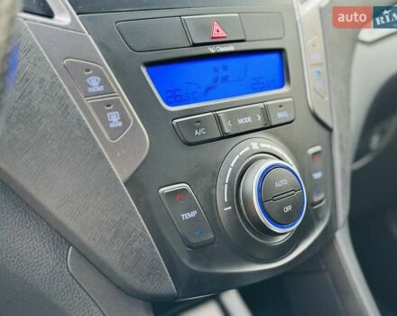 Черный Хендай Санта Фе, объемом двигателя 2.2 л и пробегом 137 тыс. км за 17800 $, фото 49 на Automoto.ua