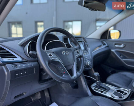 Хендай Санта Фе 2013 в Дубно на Automoto.ua Черный Хендай Санта Фе, объемом двигателя 2.2 л и пробегом 209 тыс. км за 17499 $, фото 15 на Automoto.ua